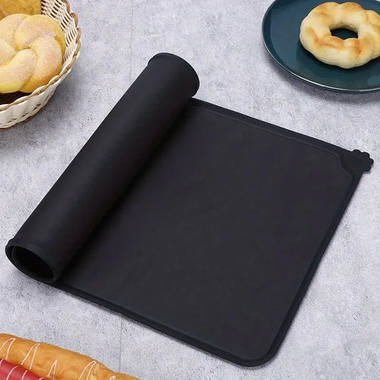 Waterproof Silicone Pet Feeding Mat - Single Count, Essential Feeding Accessory for Dogs and Cats